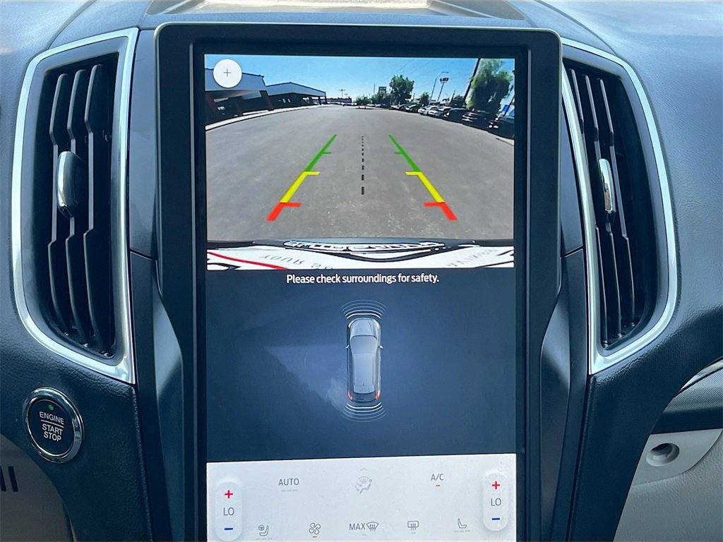 Used 2024 Ford Edge Titanium image 13