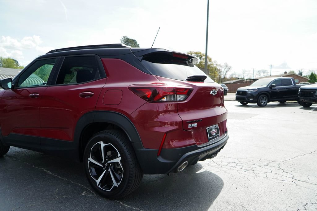 Used 2021 Chevrolet TrailBlazer RS w/ Technology Package image 14