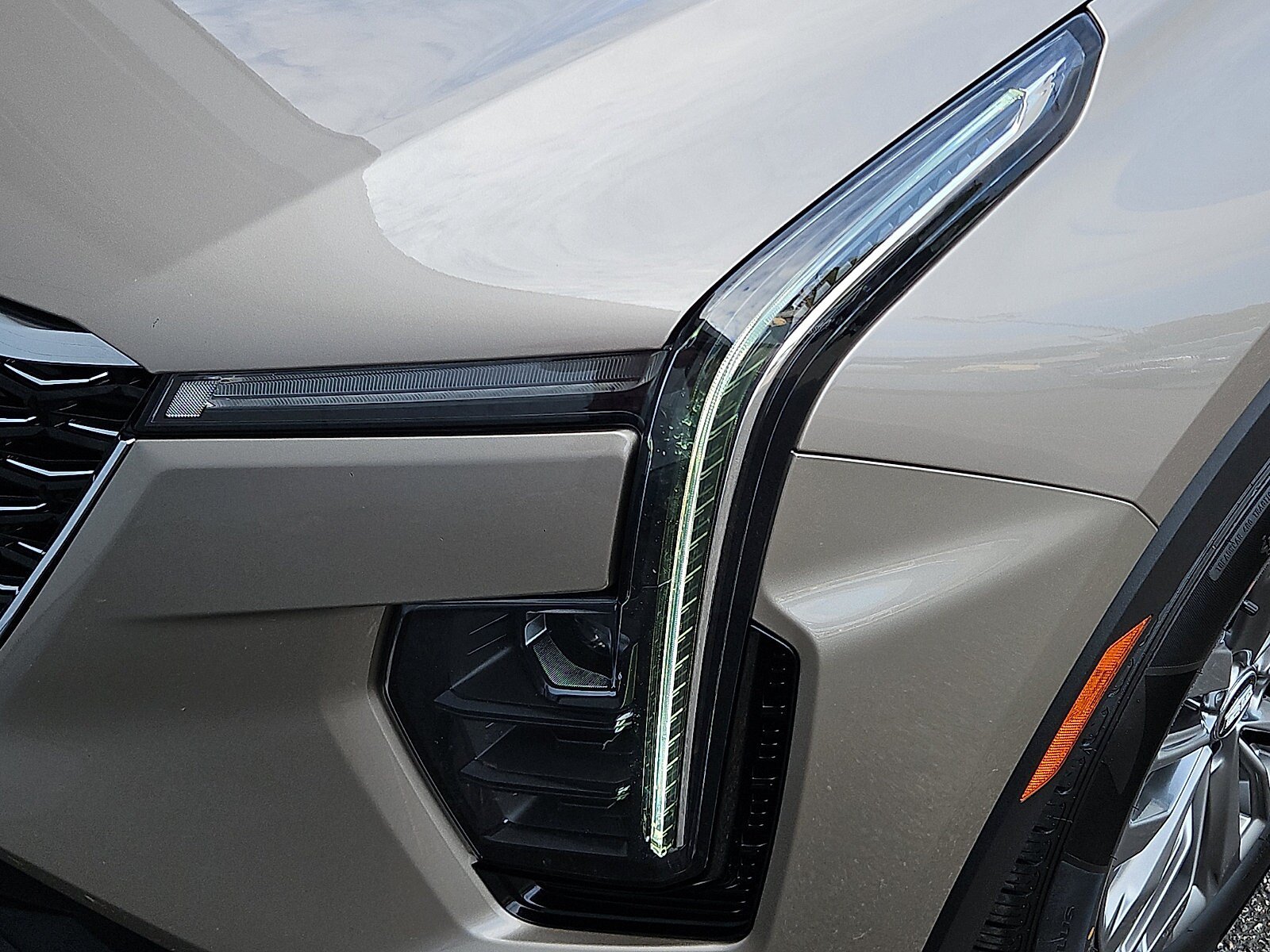 Certified 2024 Cadillac XT4 Premium Luxury FWD image 10