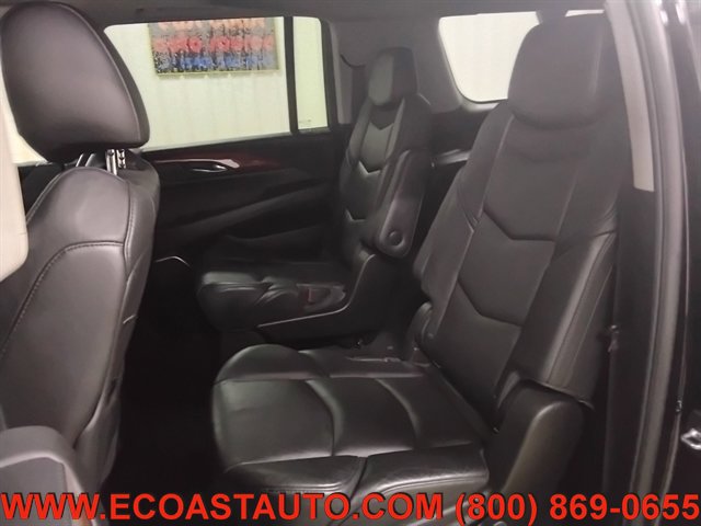 Used 2015 Cadillac Escalade ESV Luxury image 13