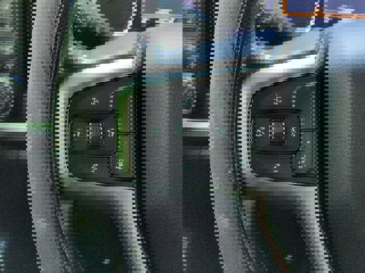 Used 2020 Chevrolet Silverado 1500 LT Trail Boss image 12