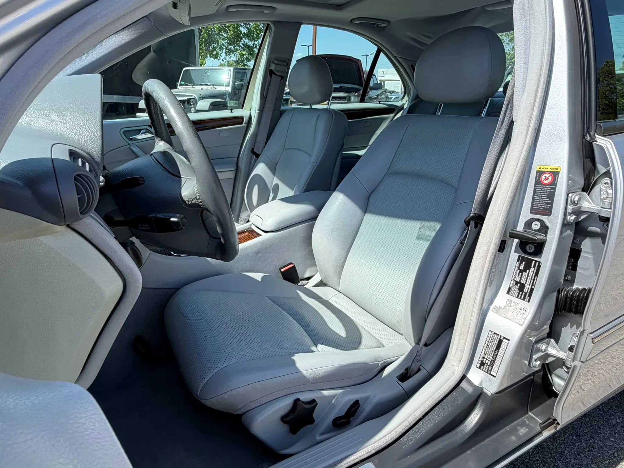 Used 2003 Mercedes-Benz C 240 Sedan image 10