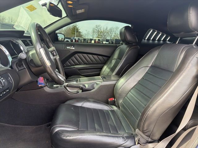 Used 2010 Ford Mustang Premium image 15