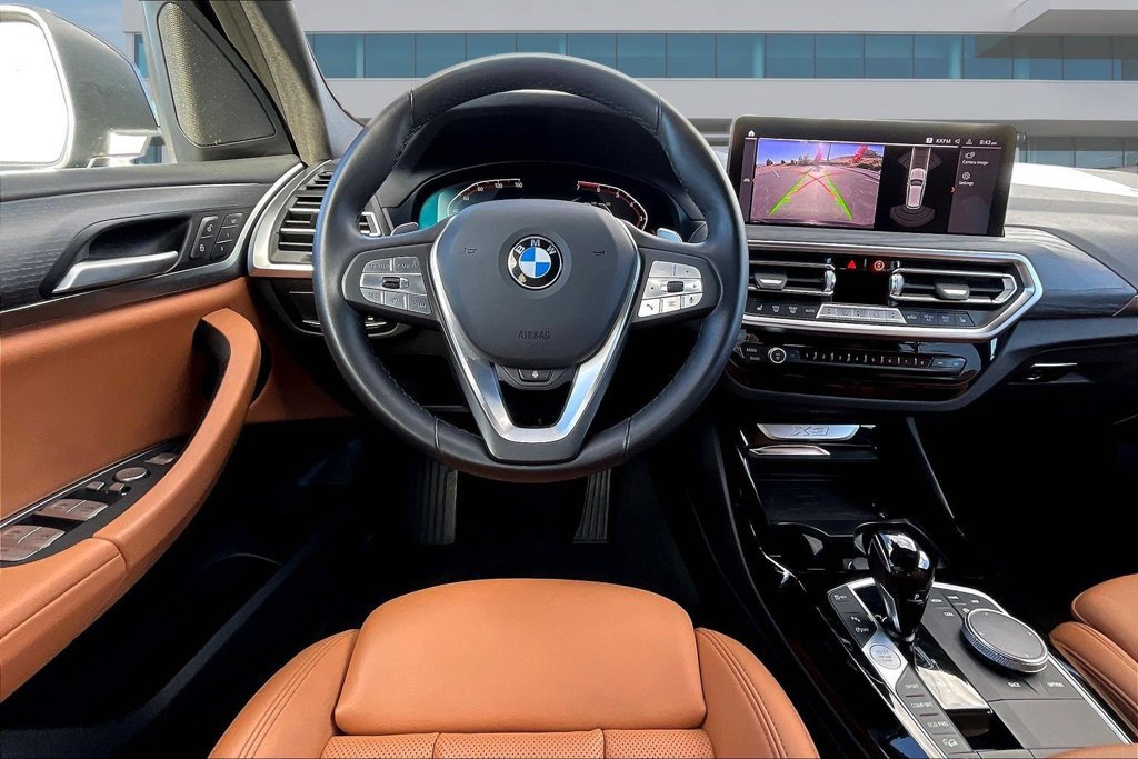 Used 2024 BMW X3 xDrive30i w/ Premium Package AWD/4WD image 8