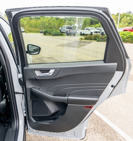 New 2026 Ford Escape ST-Line w/ Cold Weather Package FWD image 9