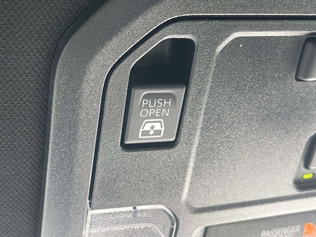 New 2026 Toyota Tundra Limited AWD/4WD image 28