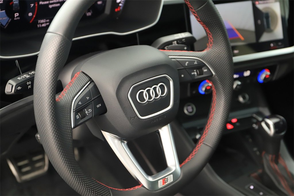 Certified 2025 Audi Q3 2.0T Premium Plus w/ Premium Plus Package image 16