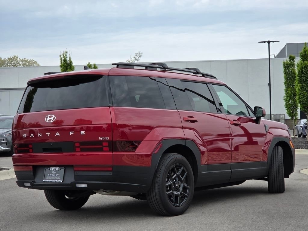 Used 2025 Hyundai Santa Fe SEL FWD image 28