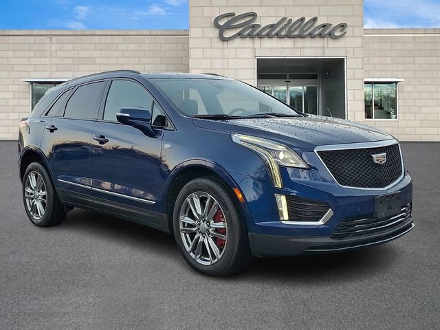 Certified 2023 Cadillac XT5 Sportv image 2