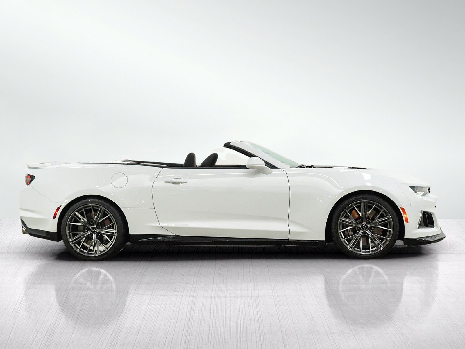 Used 2023 Chevrolet Camaro ZL1 RWD image 6
