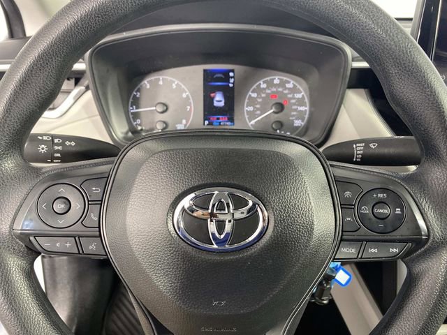 Used 2025 Toyota Corolla Cross L AWD/4WD image 14