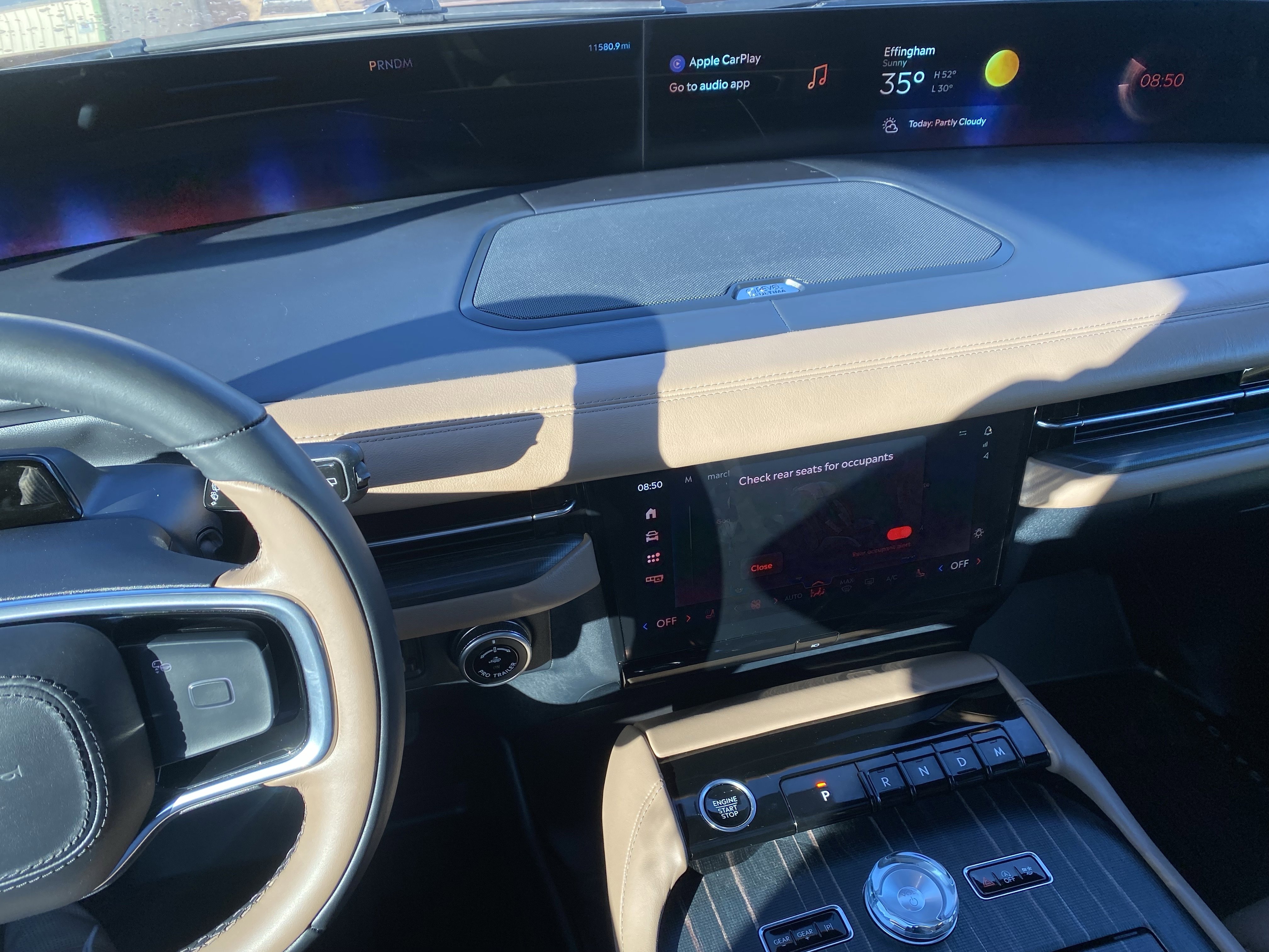 Used 2025 Lincoln Navigator L Black Label image 22