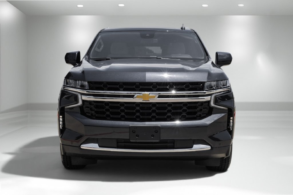 Used 2023 Chevrolet Tahoe LS RWD image 4