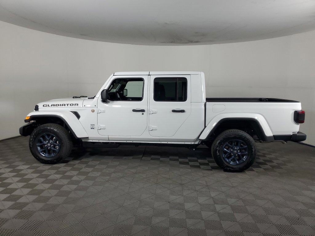 New 2026 Jeep Gladiator Sport AWD/4WD image 7