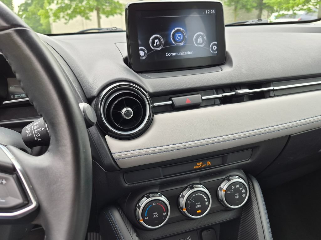 Used 2020 Toyota Yaris XLE FWD image 20