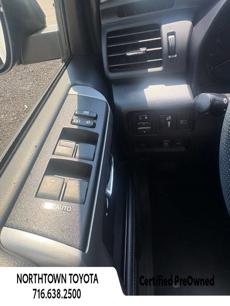 Used 2023 Toyota 4Runner SR5 Premium w/ Moonroof Package AWD/4WD image 27