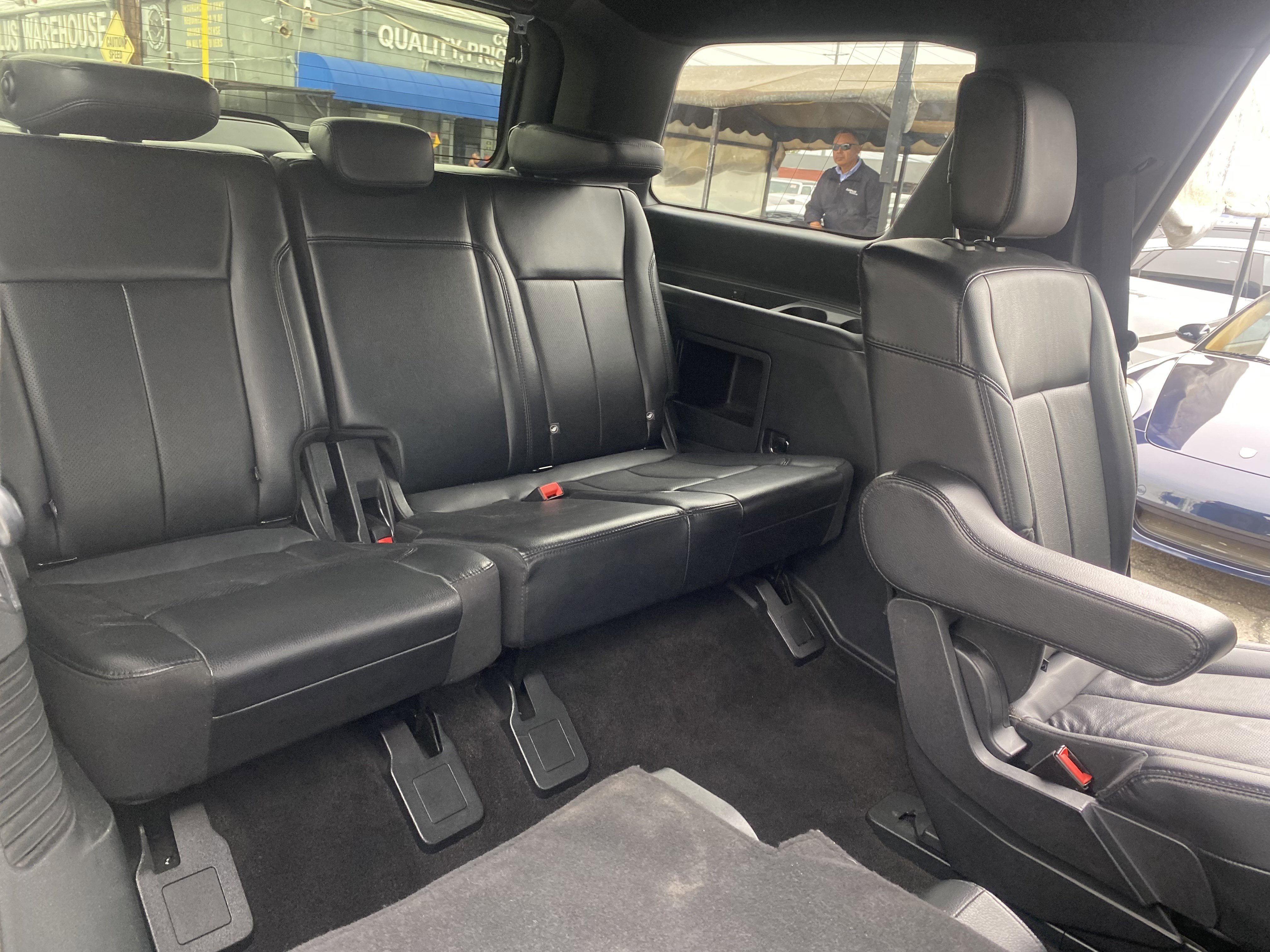 Used 2020 Ford Expedition XLT w/ Equipment Group 202A RWD image 18