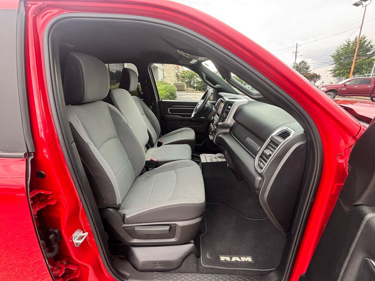 Used 2024 RAM 2500 Big Horn AWD/4WD image 37
