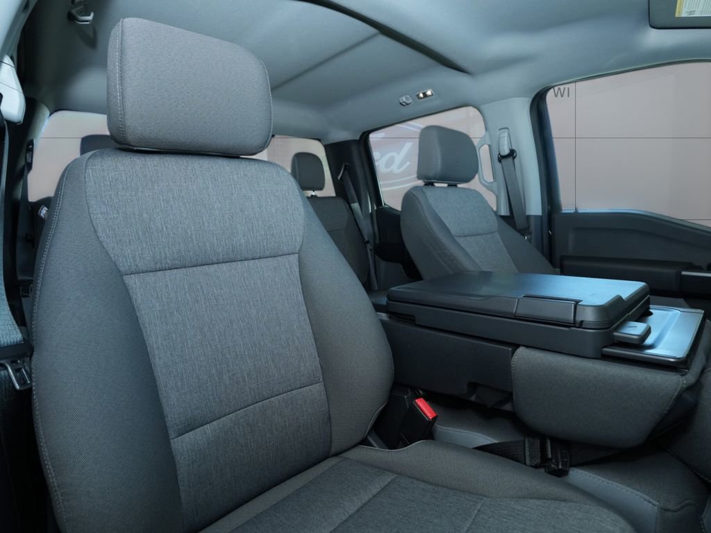 New 2025 Ford F150 XL w/ Equipment Group 103A High image 21