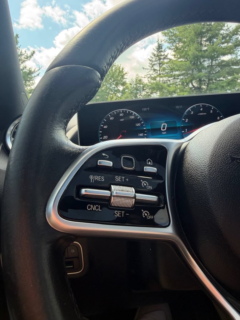Used 2021 Mercedes-Benz GLA 250 4MATIC image 14
