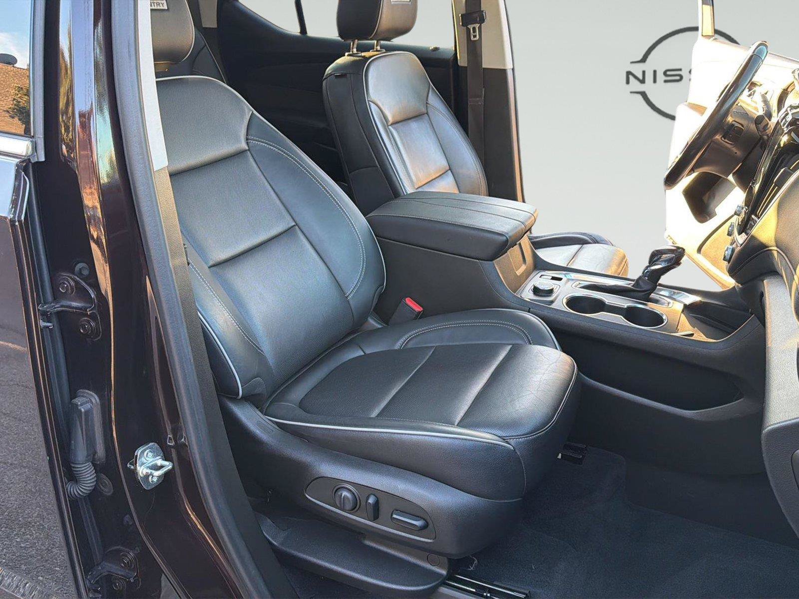 Used 2021 Chevrolet Traverse High Country AWD/4WD image 45