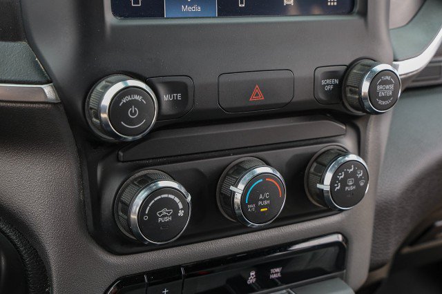 Used 2024 RAM 2500 Big Horn AWD/4WD image 19