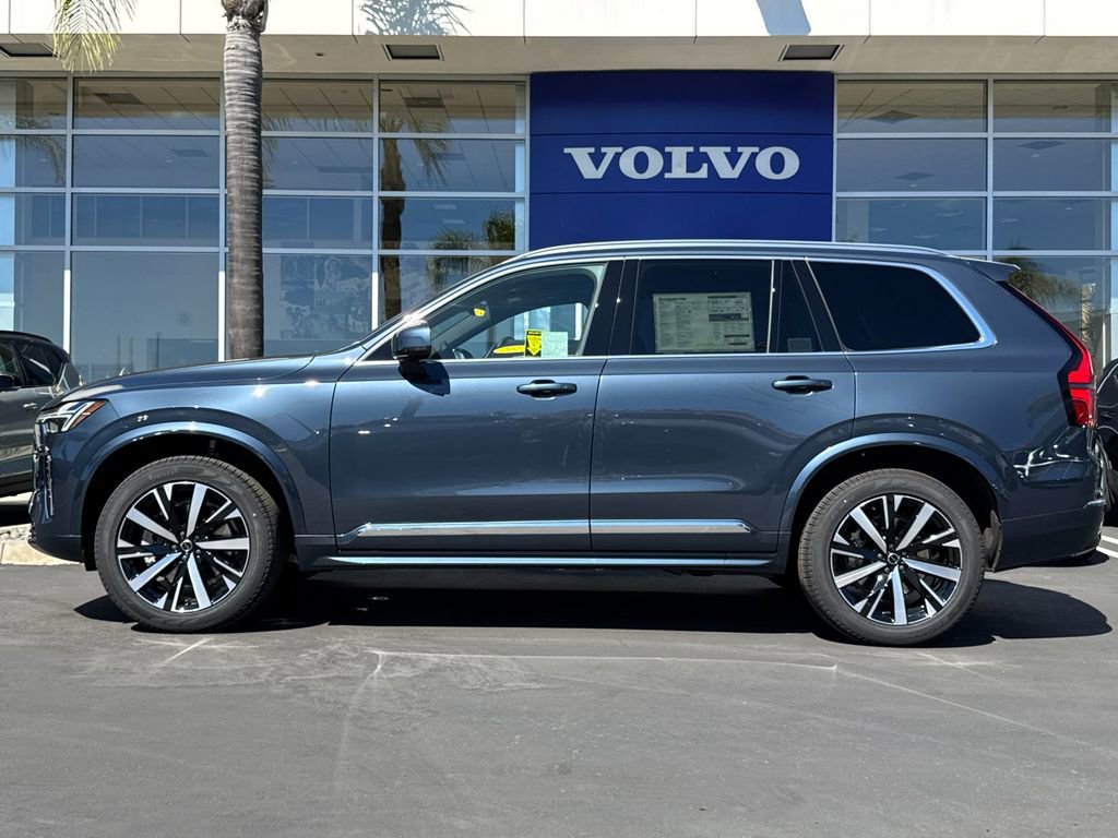 New 2026 Volvo XC90 B5 Core image 2
