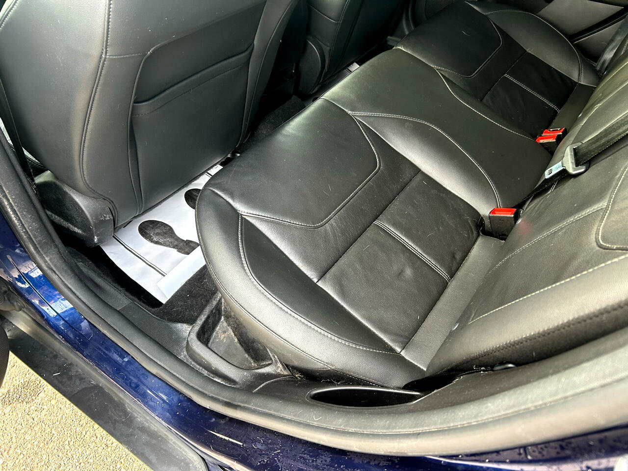 Used 2016 Ford Focus SE w/ Equipment Group 201A image 8