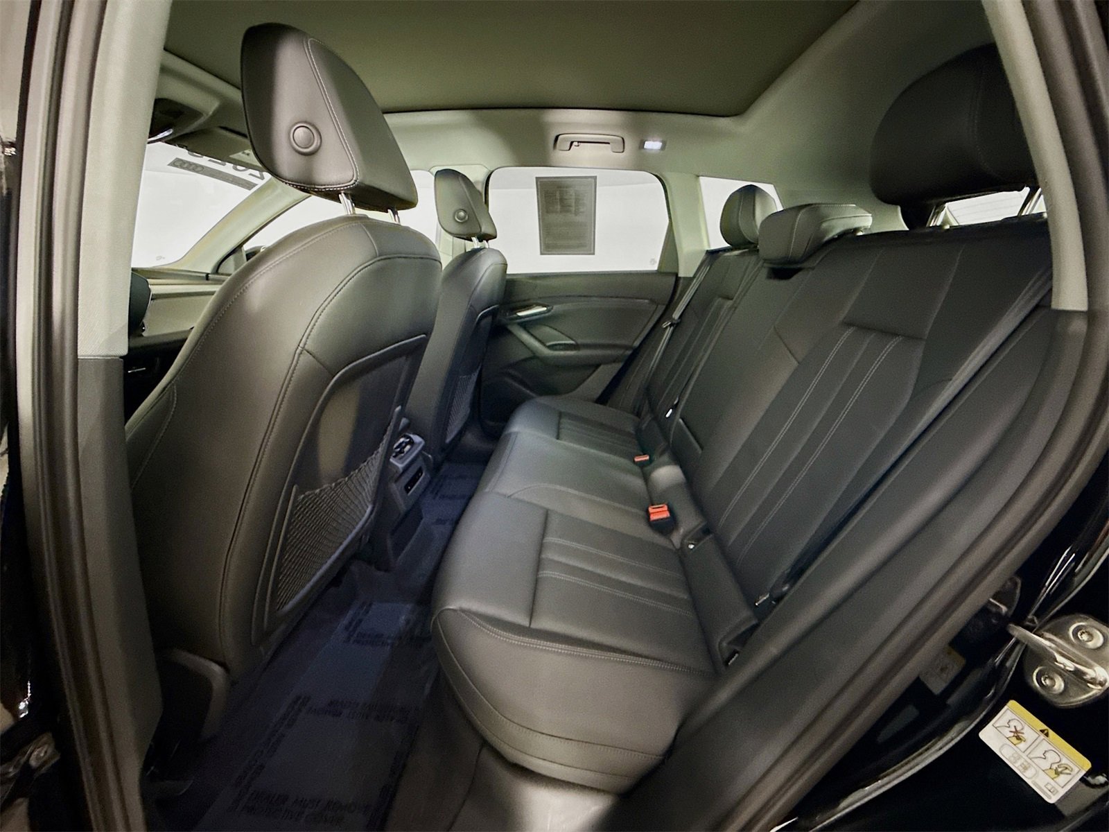 Certified 2025 Audi Q6 e-tron Premium w/ Convenience Package image 24