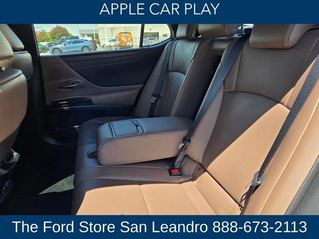 Used 2025 Lexus ES 300h w/ Premium Package FWD image 15