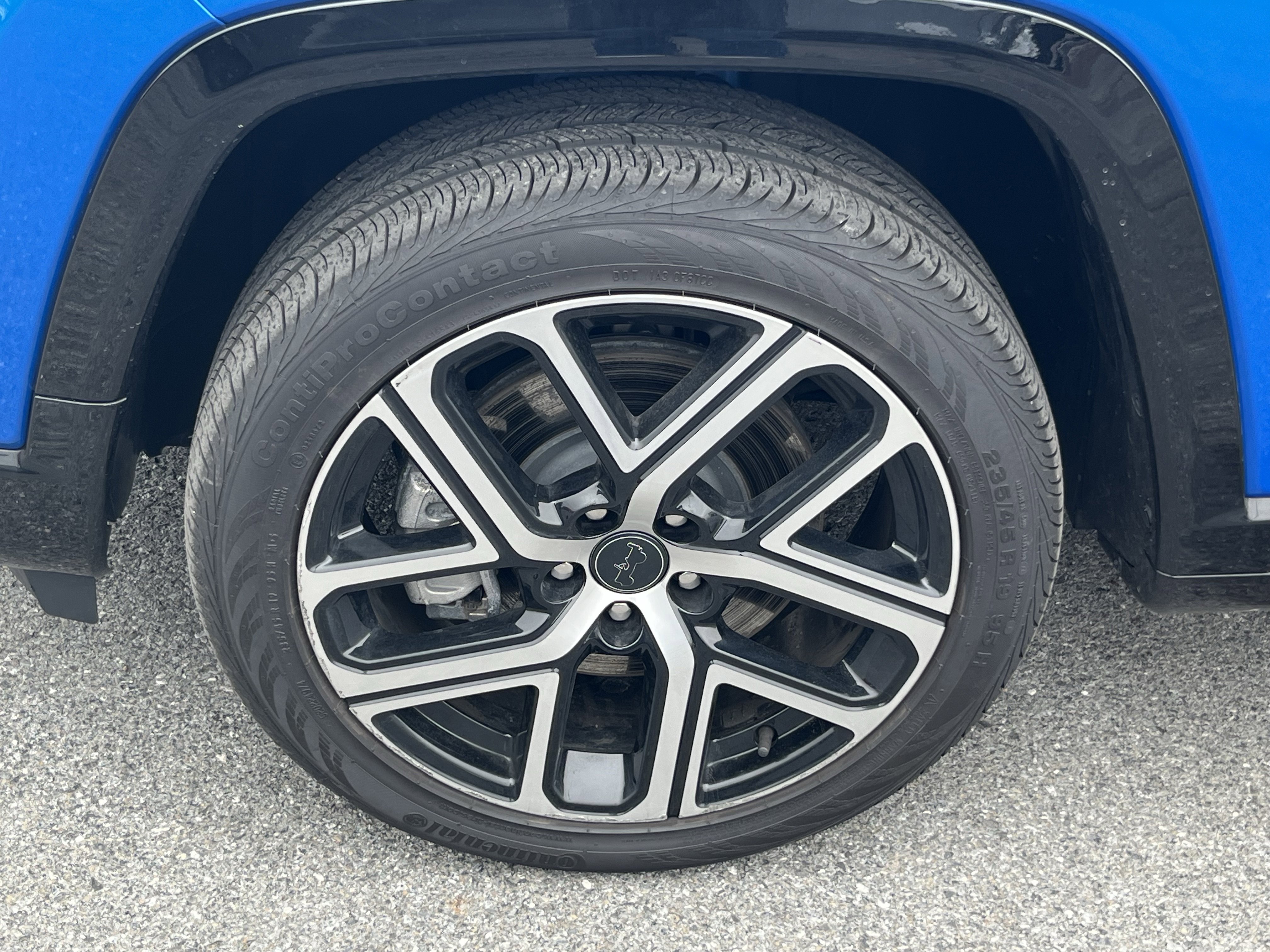 Used 2025 Jeep Compass Limited w/ Elite Group AWD/4WD image 11