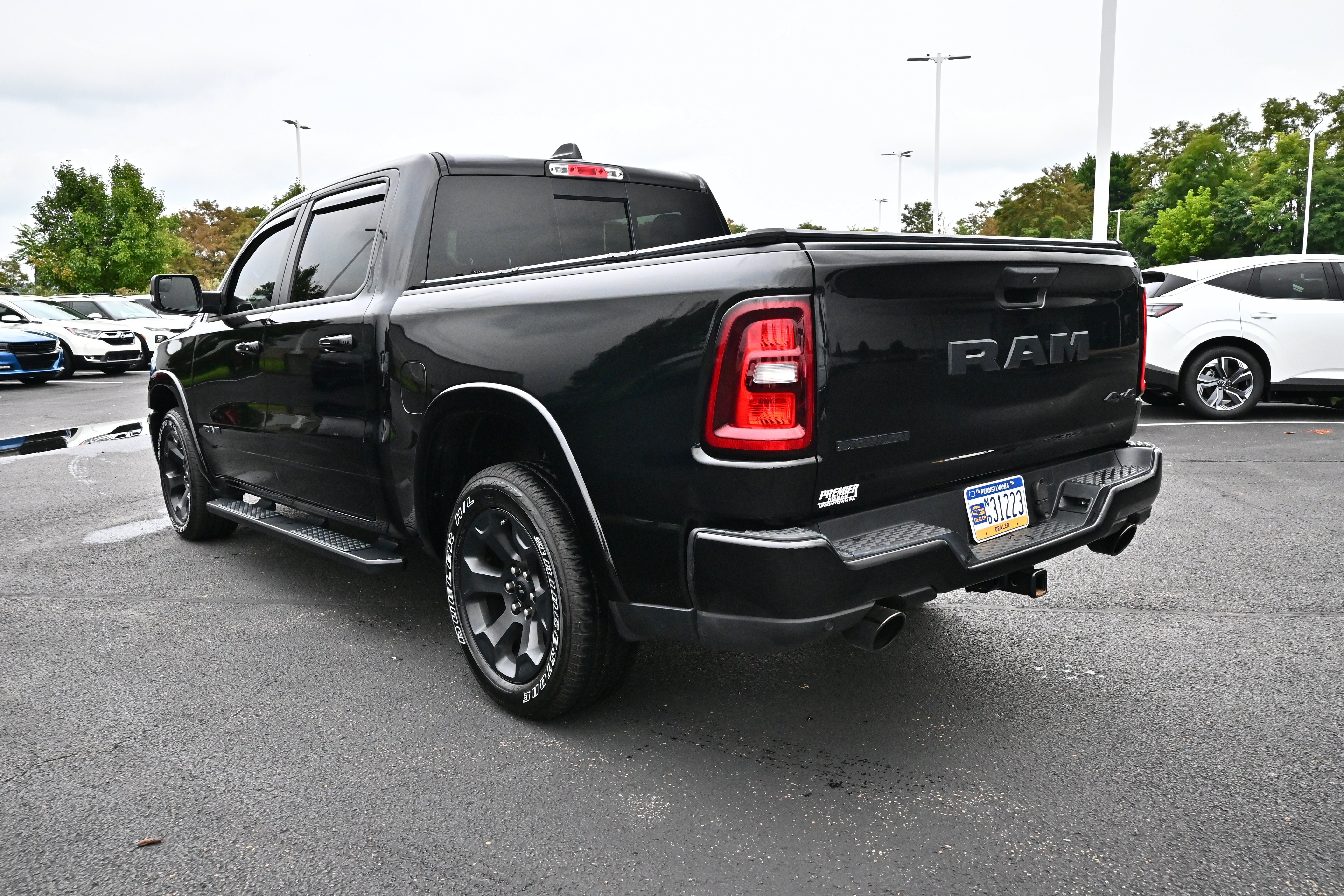 Used 2025 RAM 1500 Big Horn AWD/4WD image 6