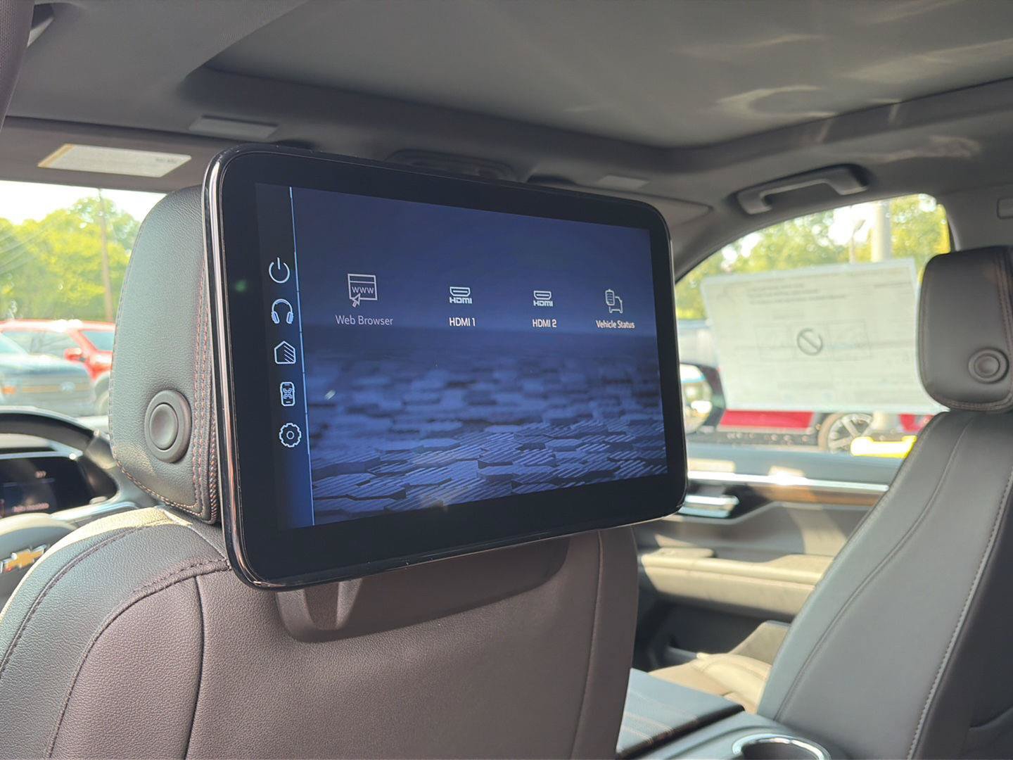 New 2026 Chevrolet Tahoe High Country AWD/4WD image 18