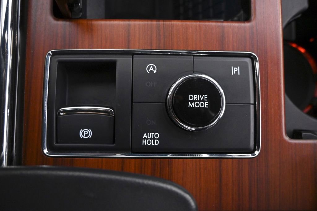 Certified 2023 Lincoln Navigator Reserve AWD/4WD image 34