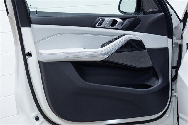 New 2026 BMW X5 xDrive40i image 17