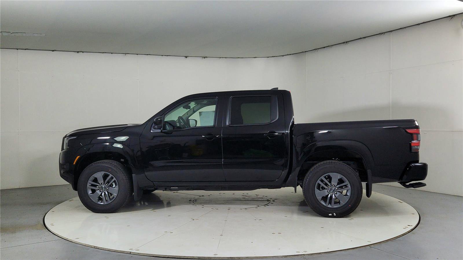 New 2026 Nissan Frontier SV w/ All-Weather Content Package image 4