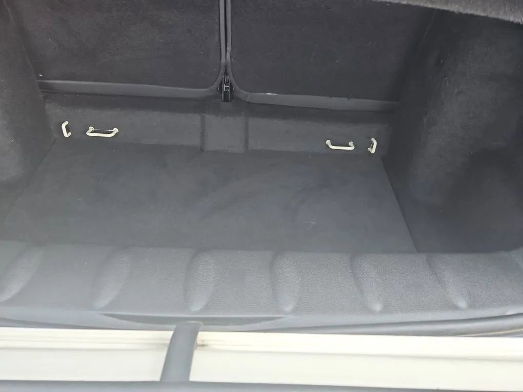 Used 2010 MINI Cooper Convertible image 46