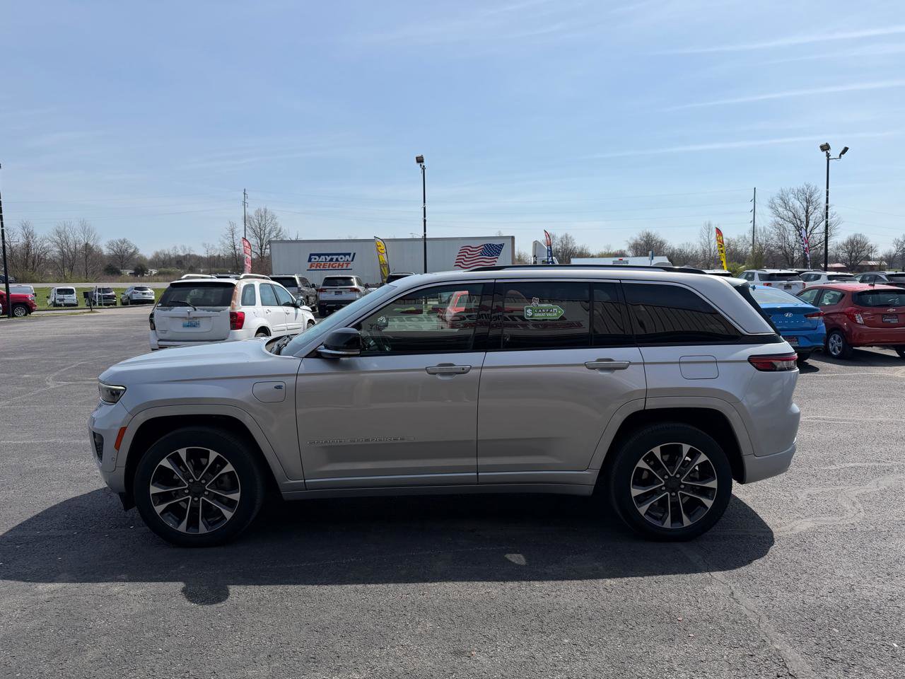 Used 2022 Jeep Grand Cherokee Overland w/ Advanced Protech Group III image 8