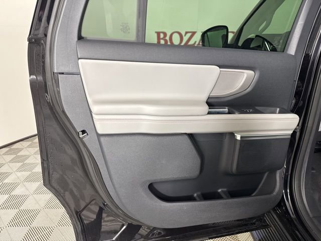 New 2025 Ford Expedition Max Active image 18