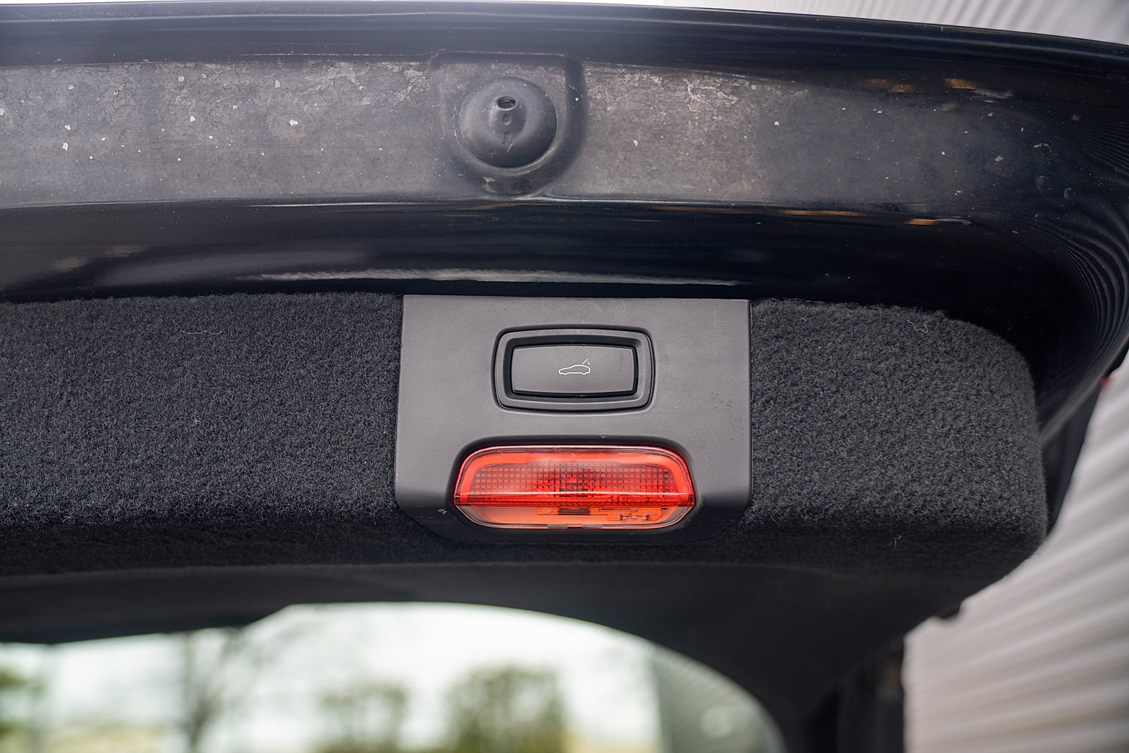 Used 2017 Porsche Cayenne S image 22