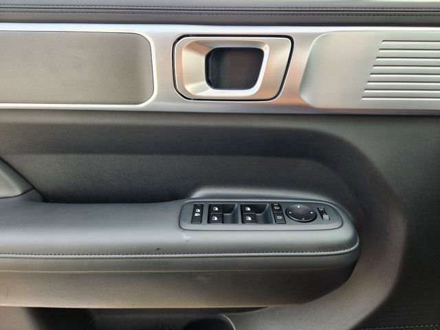 Used 2025 Hyundai Santa Fe SEL image 24