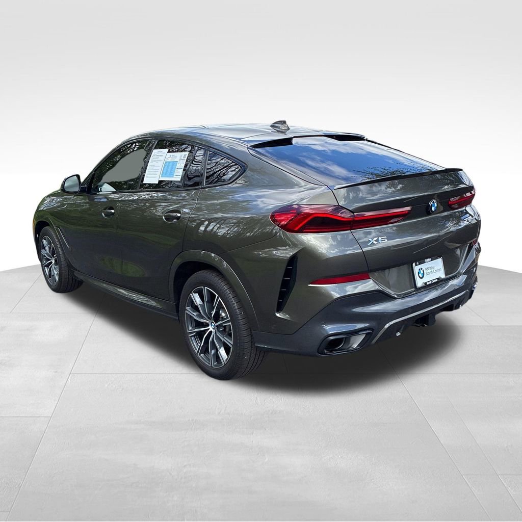 Used 2023 BMW X6 xDrive40i w/ M Sport Package AWD/4WD image 15