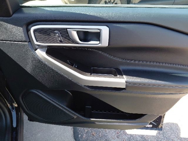 Used 2022 Ford Explorer XLT AWD/4WD image 29