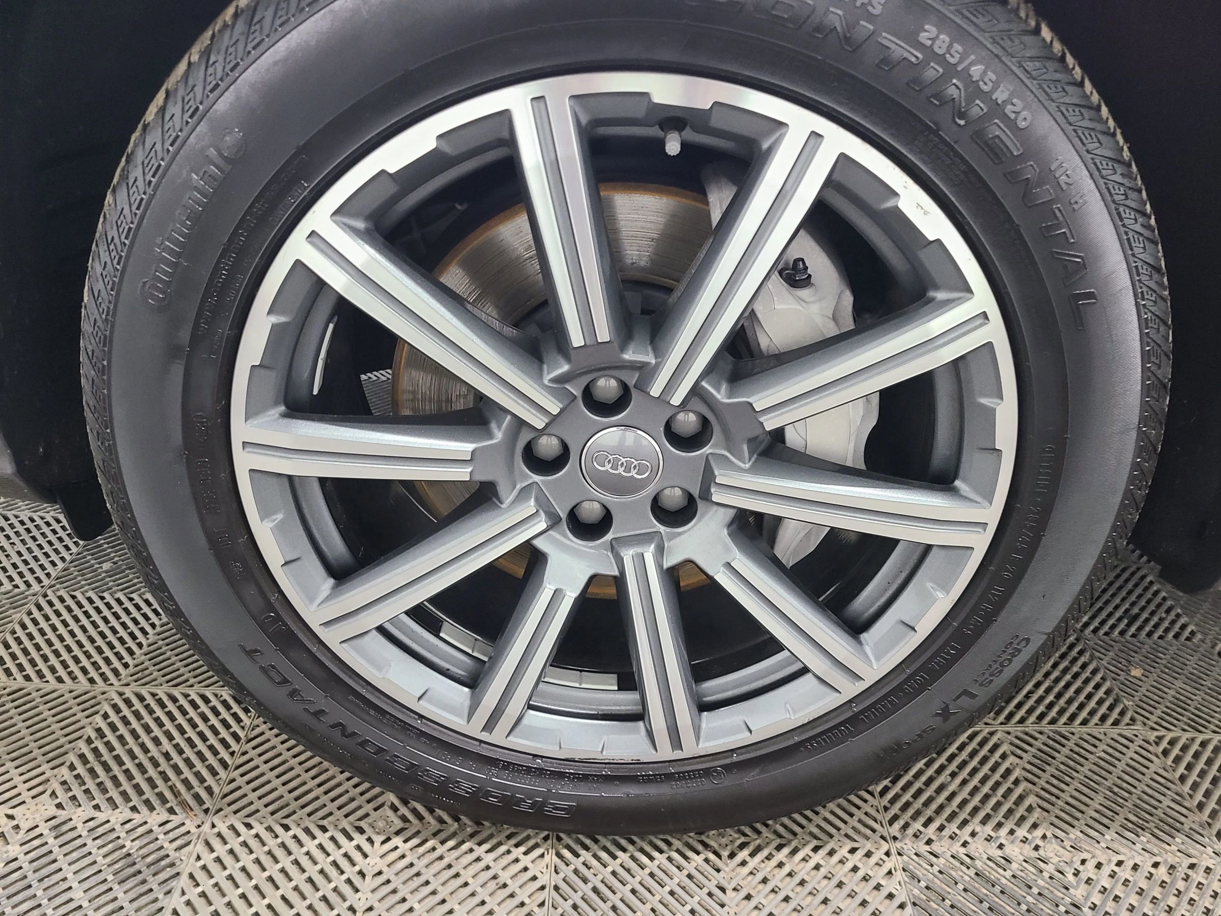 Used 2019 Audi Q7 3.0T Premium w/ Convenience Package image 18