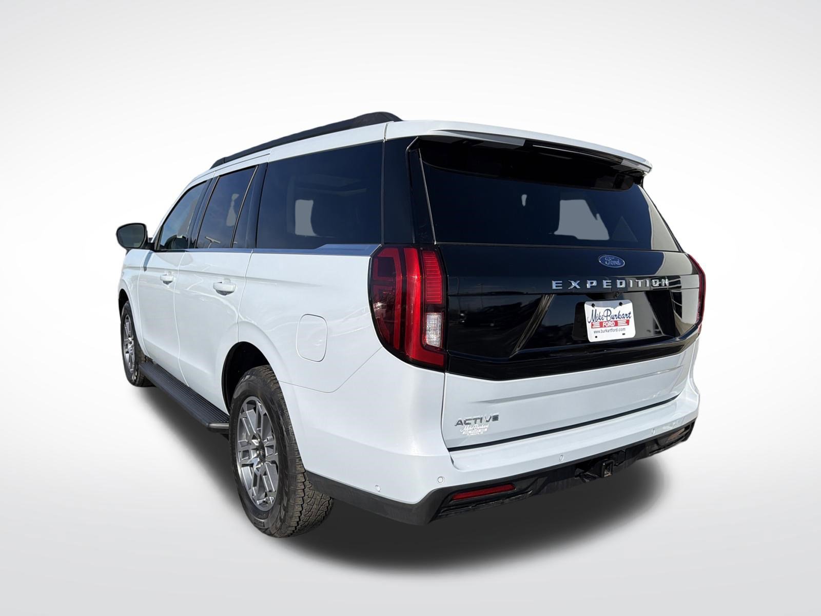 Certified 2025 Ford Expedition Active AWD/4WD image 19