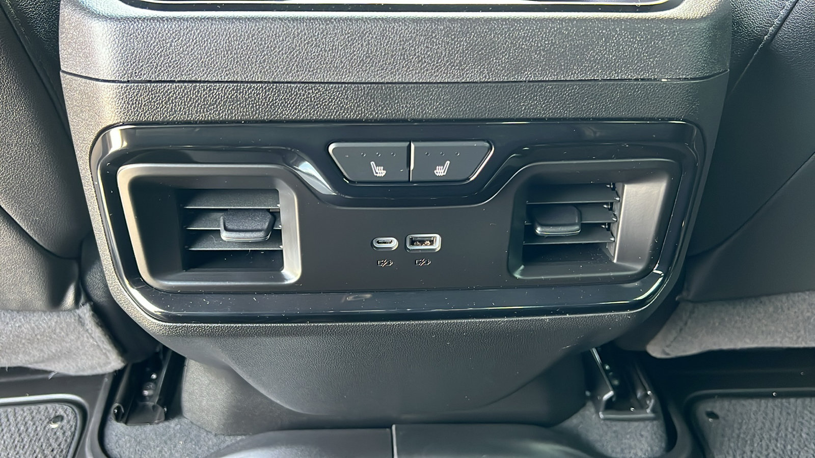 Certified 2024 GMC Sierra 2500 AT4 w/ AT4 Premium Plus Package AWD/4WD image 15