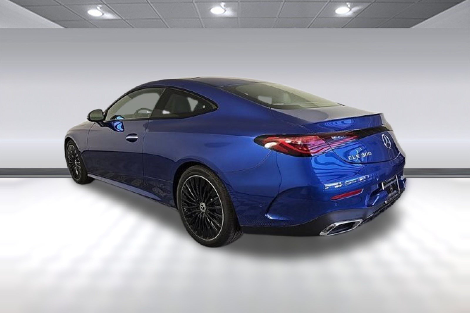 Used 2024 Mercedes-Benz CLE 300 4MATIC Coupe image 3