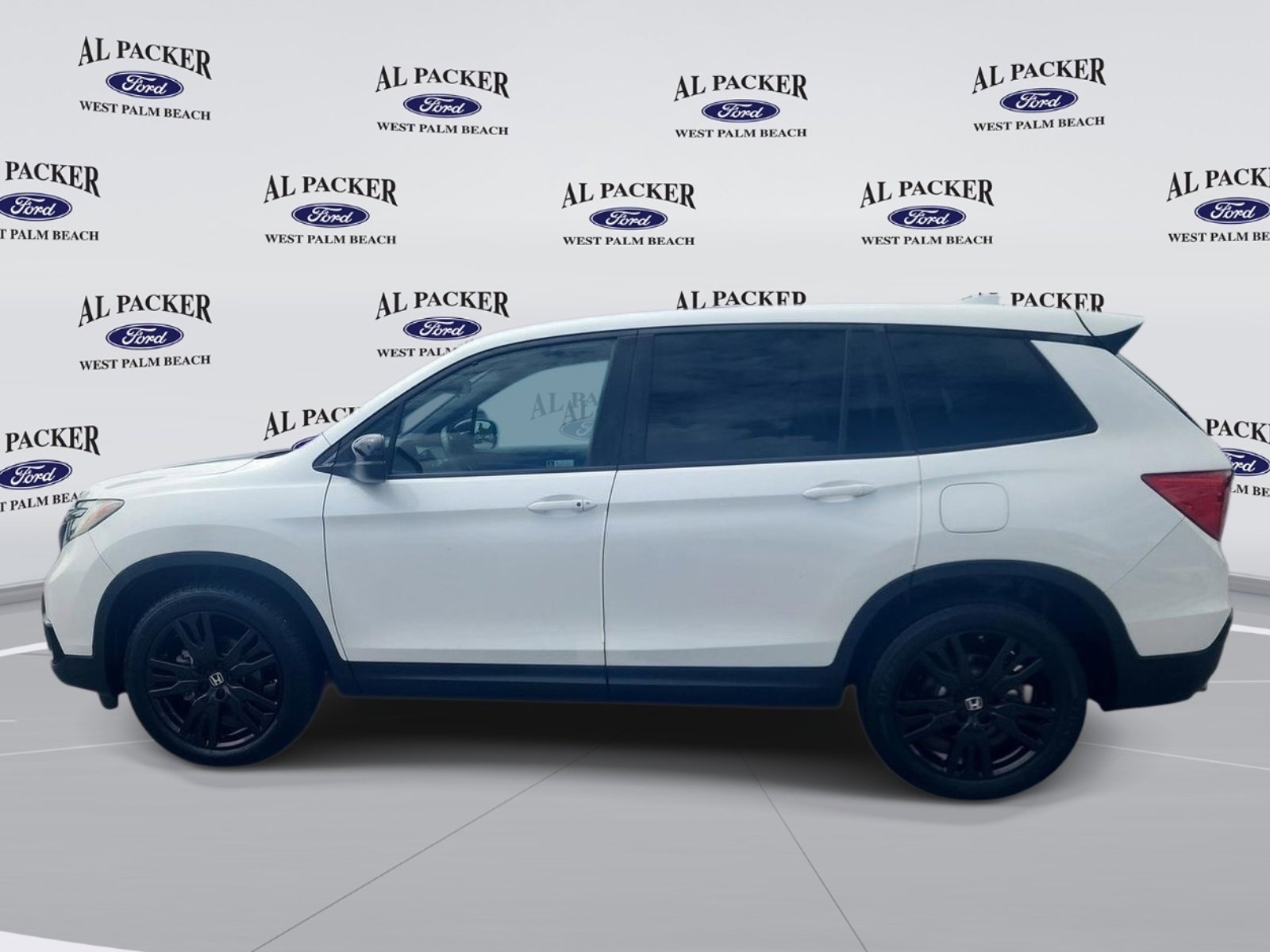 Used 2021 Honda Passport Sport image 2