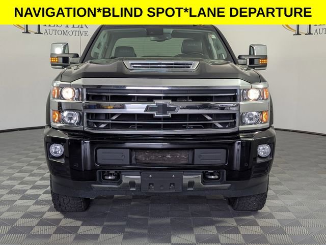 Used 2018 Chevrolet Silverado 2500 High Country w/ Duramax Plus Package image 3