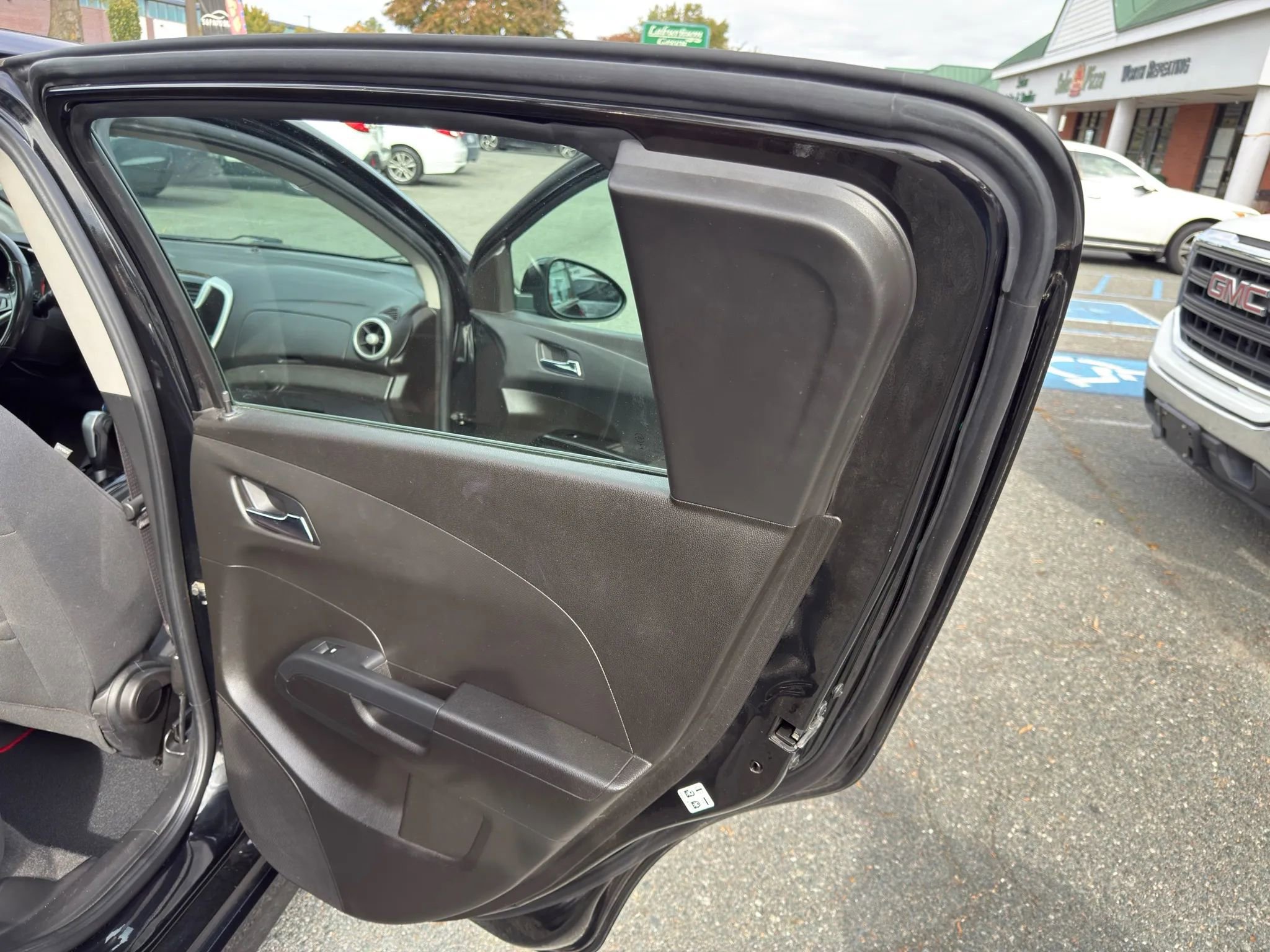 Used 2017 Chevrolet Sonic LT w/ Fun and Sun Package image 11